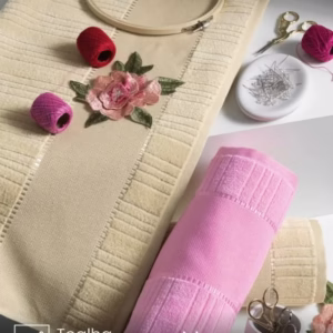 Toalha de Banho Karsten Stella 66X140 cm para Bordar Ponto Cruz